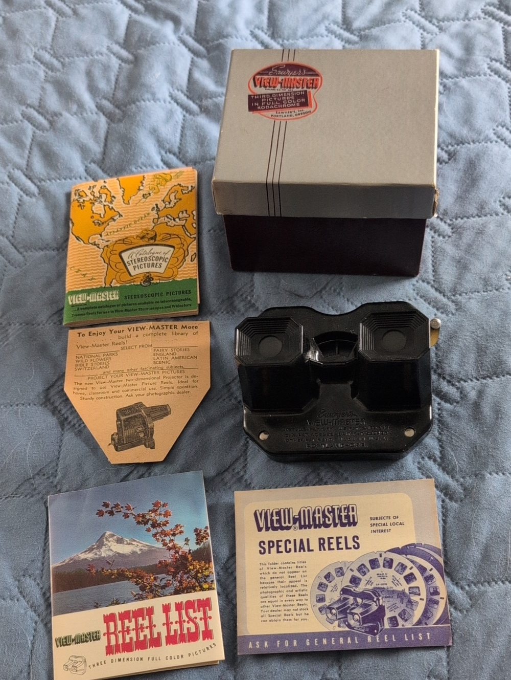Vintage View-Master Stereo Viewer With Original Box - Black